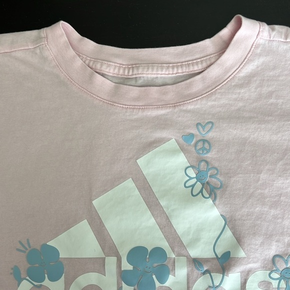 Adidas graphic cropped Tshirt, short sleeve, pink, sz M. 100%Cotton - Picture 5 of 12